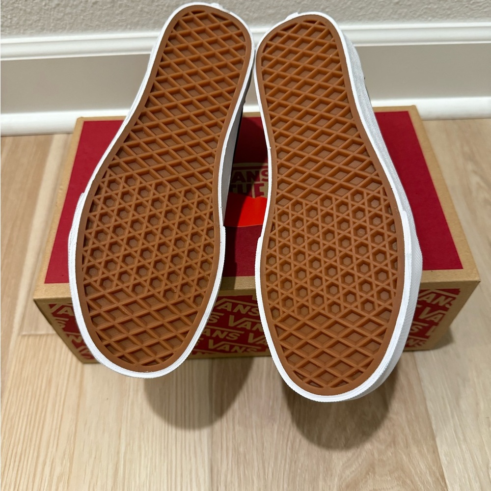 Vans Black and White Old Skool Sneakers - Picture 6 of 6